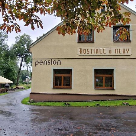 Hostinec U Reky Hotel Ostravice Exterior photo