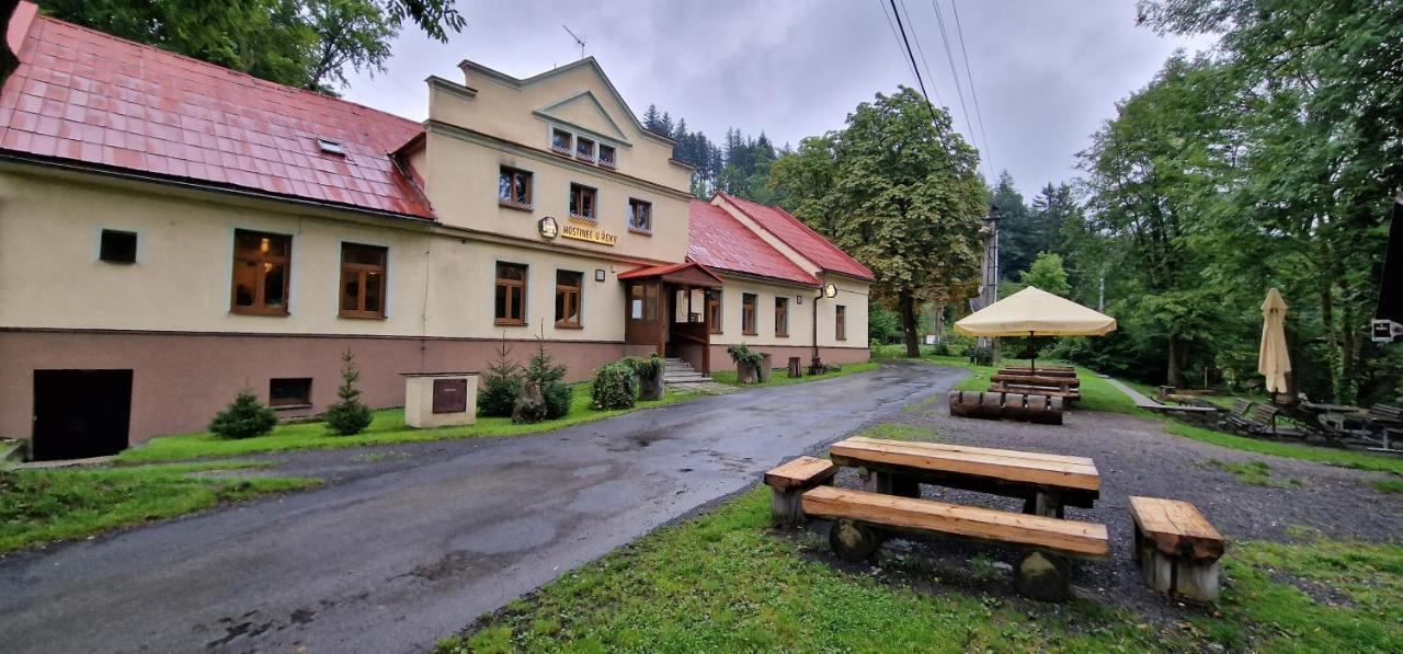 Hostinec U Reky Hotel Ostravice Exterior photo