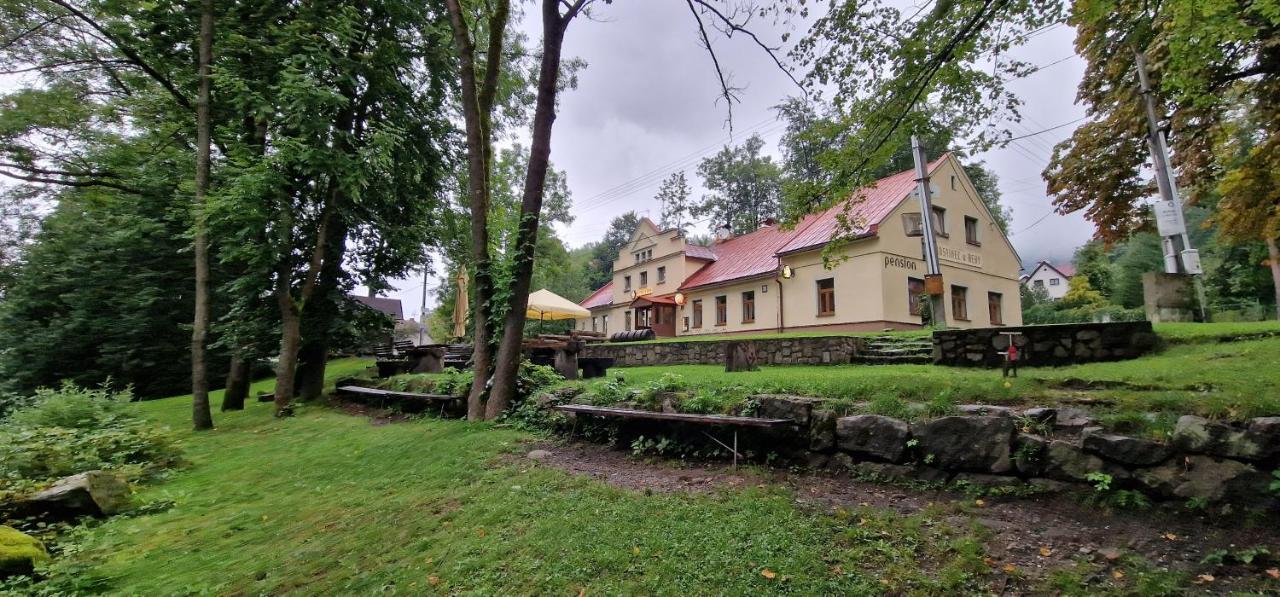 Hostinec U Reky Hotel Ostravice Exterior photo