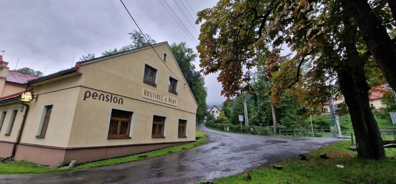 Hostinec U Reky Hotel Ostravice Exterior photo